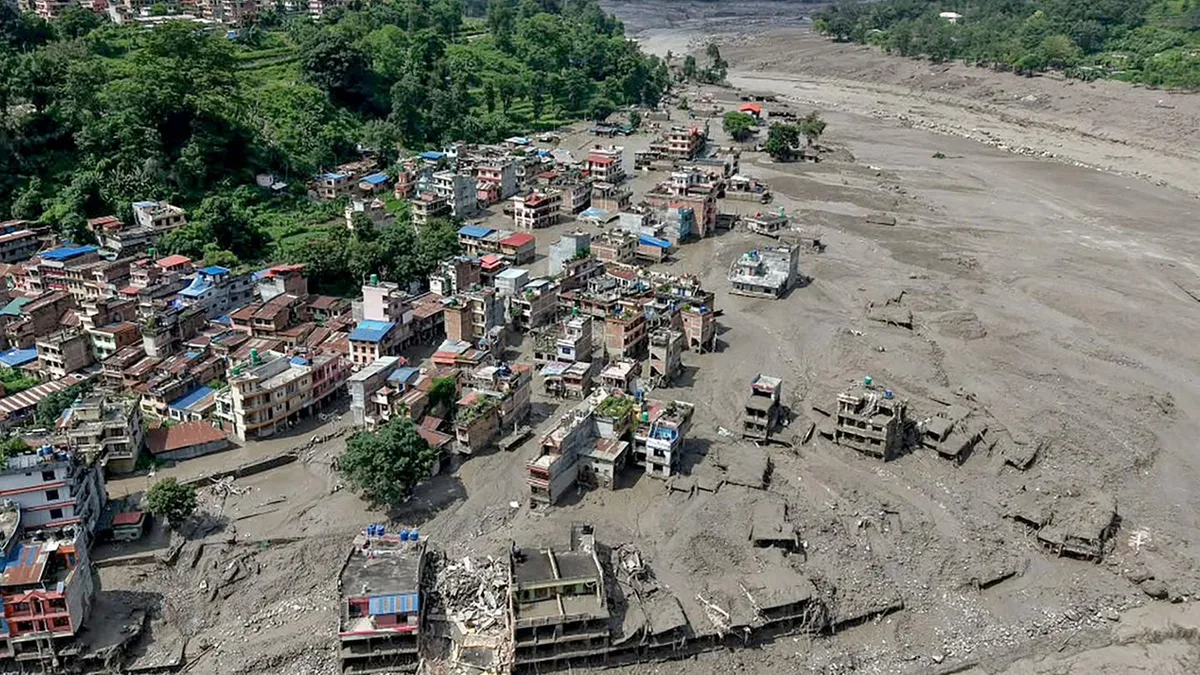 Wohl mindestens 95 Tote: Über 380 Touristen nach Sturzflut in Nepal vermisst