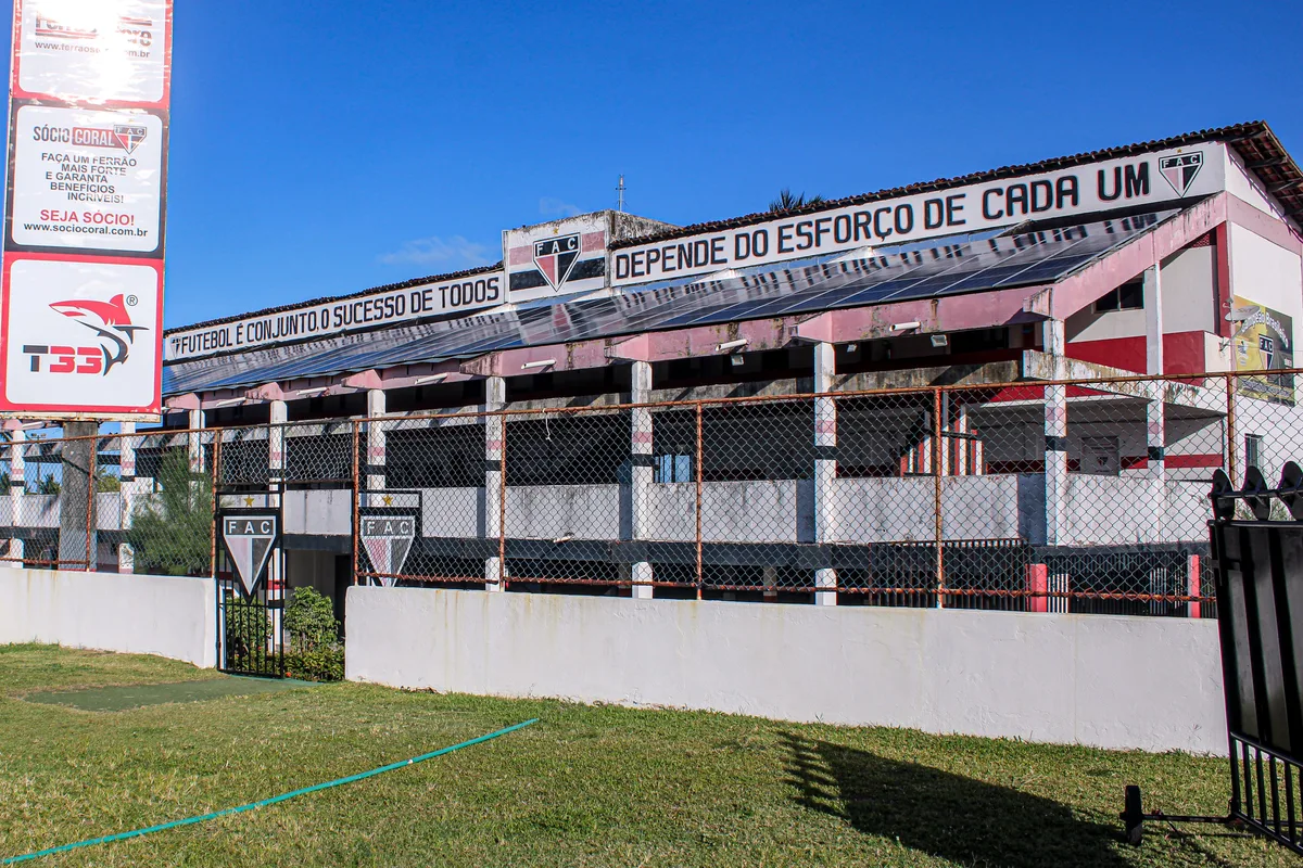 SAF do Ferroviário não quita dívidas, e assembleia pode aprovar rompimento com empresa