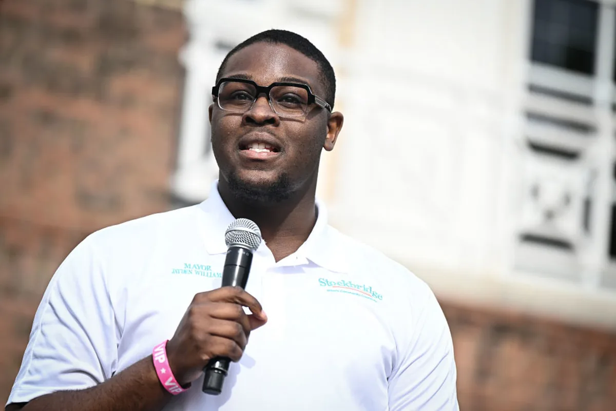 23-year-old Georgia mayor removed from office after city alleges improper contact with teen, misuse of funds