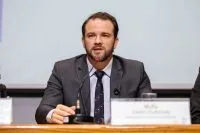 Brasil é força energética e não se dobra à América do Norte, diz Durigan