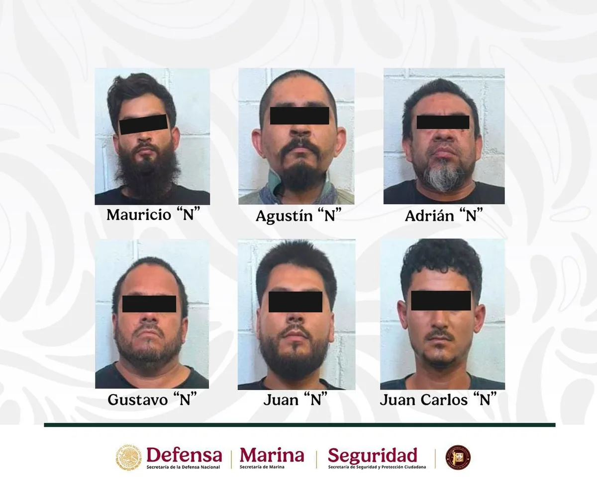 Rescatan a 3 personas en Puerto Peñasco; detienen a 7 y aseguran más de 40 armas largas