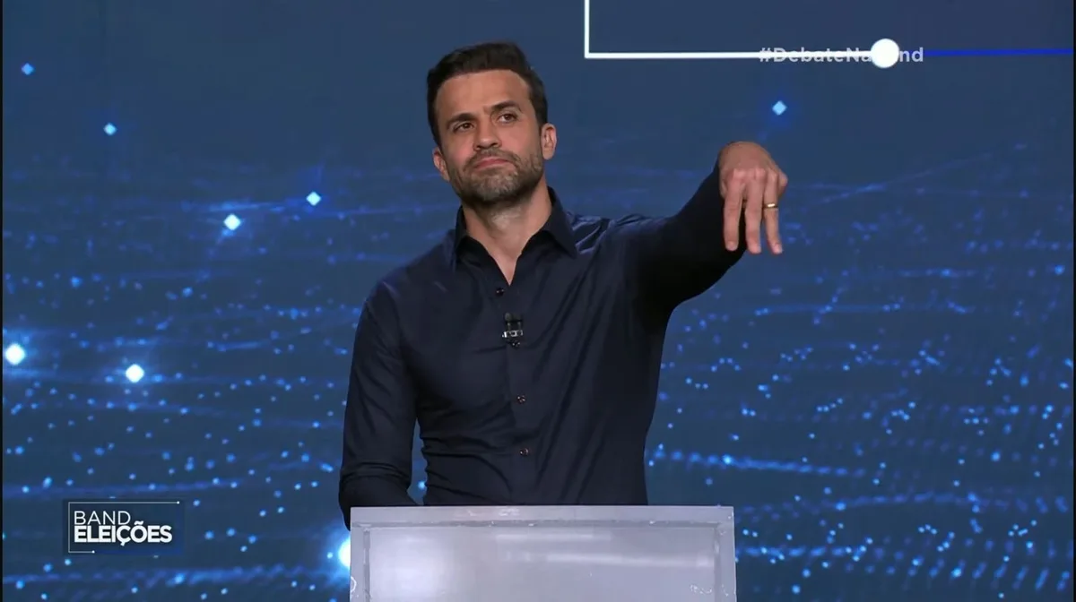 Inelegível até 2032, Pablo Marçal registra candidatura à Presidência