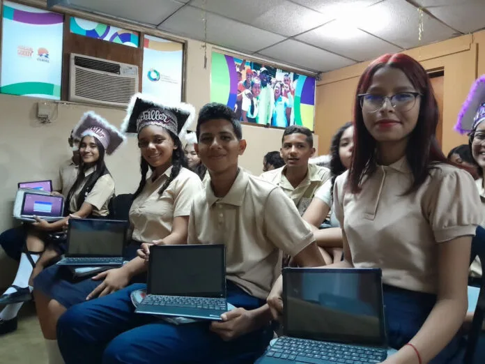Avanza gestión de títulos de bachillerato retrasados por los terremotos