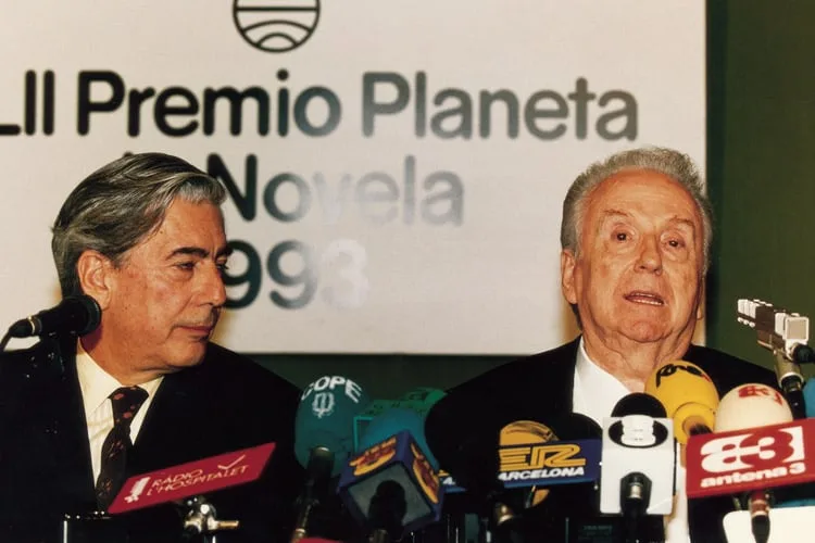 De Vargas Llosa a Javier Cercas y Manuel Vázquez Montalbán, el Premio Planeta cumple 75 años como el trampolín más codiciado de la literatura en español