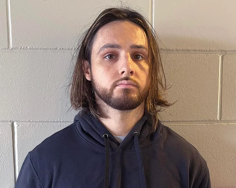 Feds revamp charges against Palisades arson suspect after mistrial