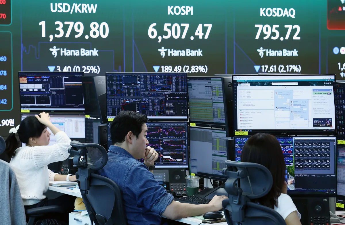 “2030은 하이닉스, 4050은 삼성전자”…큰손들이 담은 종목 보니
