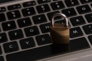 STJ avalia se cabe usucapião de nome de domínio na internet