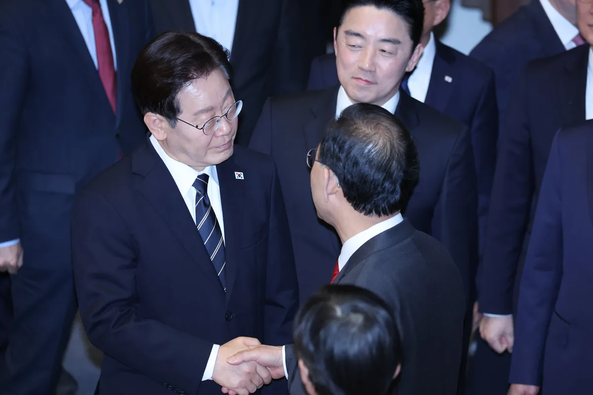 한국도 장기 국고채 금리 역대 최고 상승 ‘경고등’