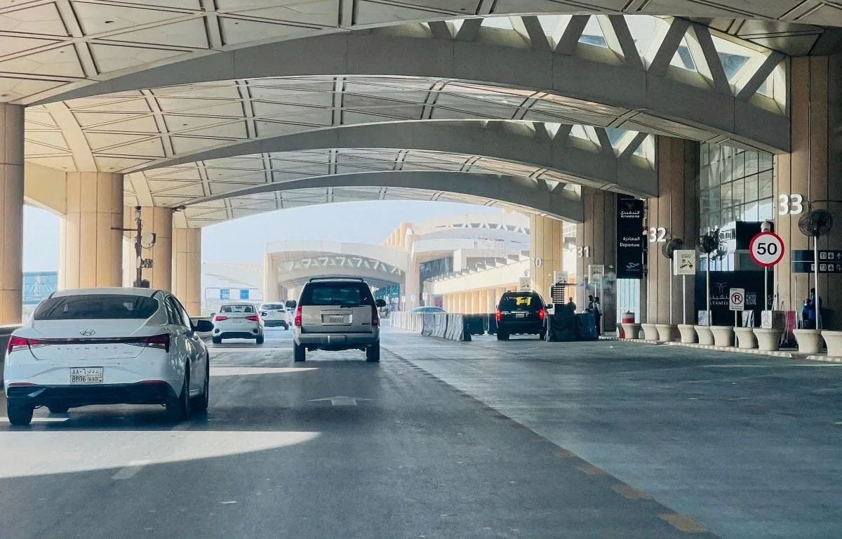 Guerre au Moyen-Orient : Les aéroports de Riyad et Dammam de nouveau ciblés, un drone abattu