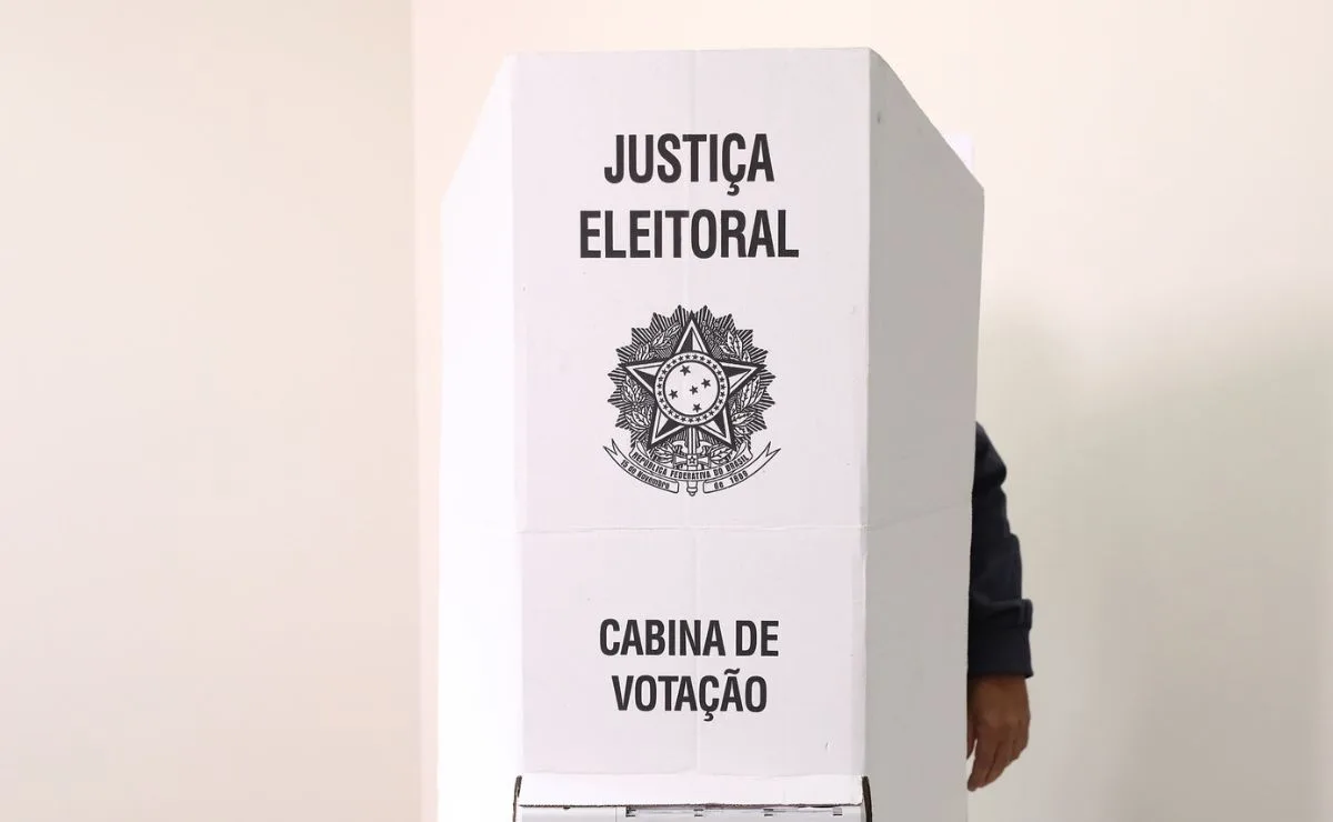 Saiba quais cidades do Paraná concentram mais denúncias de propaganda eleitoral irregular