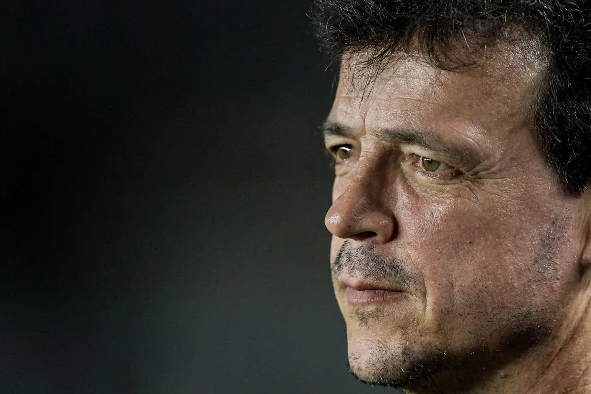 Corinthians descarta saída de Diniz e revela pedido dos jogadores: “Vamos sair juntos”