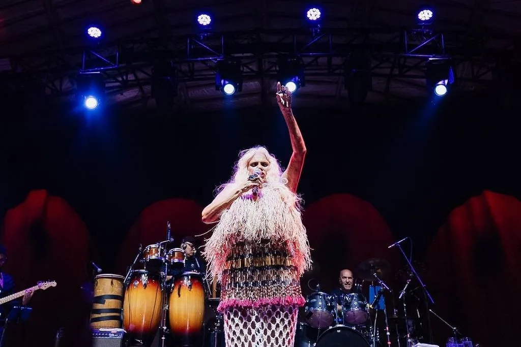 Fafá de Belém celebra 50 anos de carreira em show no Cine Joia, em SP