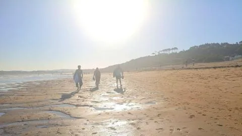 El calor vuelve a poner a España en alerta: en aviso 13 comunidades, seis de ellas en nivel naranja, este martes