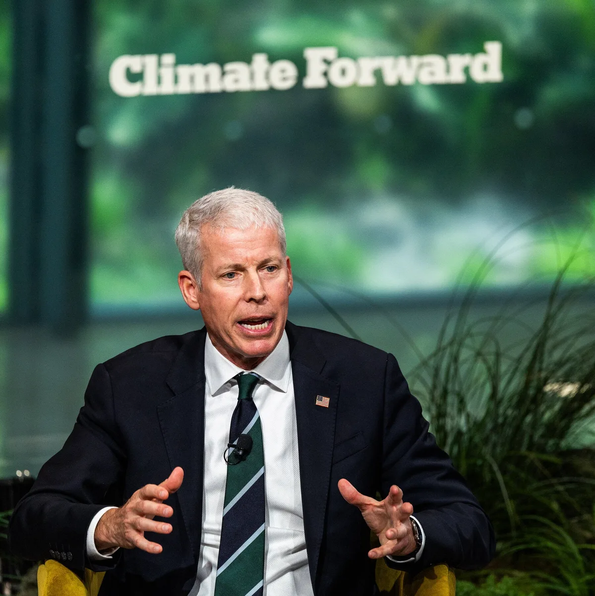 At a Times Event, Dueling Visions on Climate Change and A.I.
