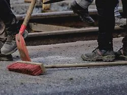 Produktprüfkampagne deckt auf: Viele Sicherheitsschuhe weisen Qualitätsmängel auf