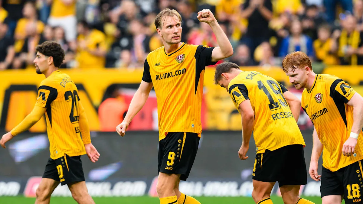 Das schaffte zuletzt Peter Pacult - Dynamo Dresden auf historischer Erfolgswelle