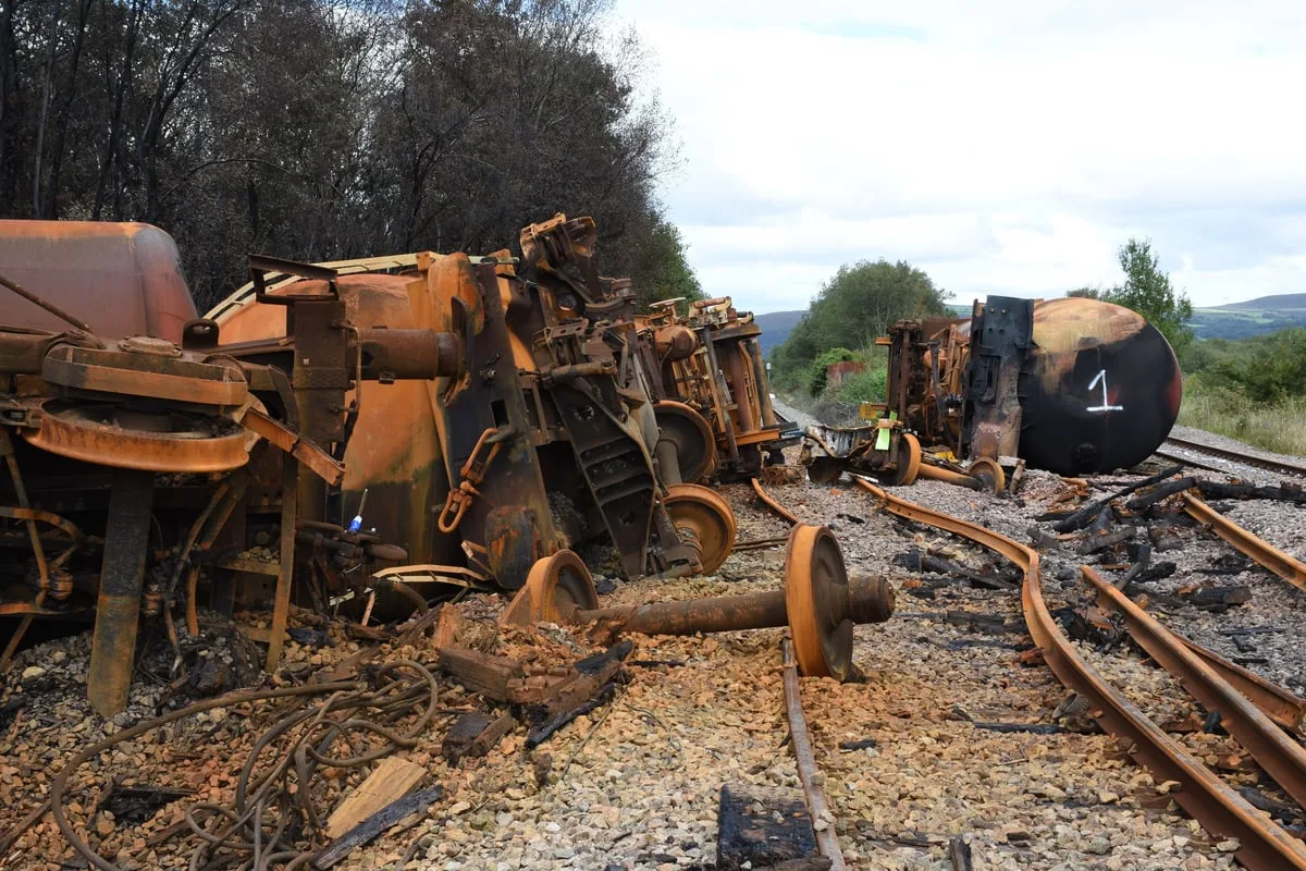 Network Rail sues companies for £5m over derailment which caused oil spill