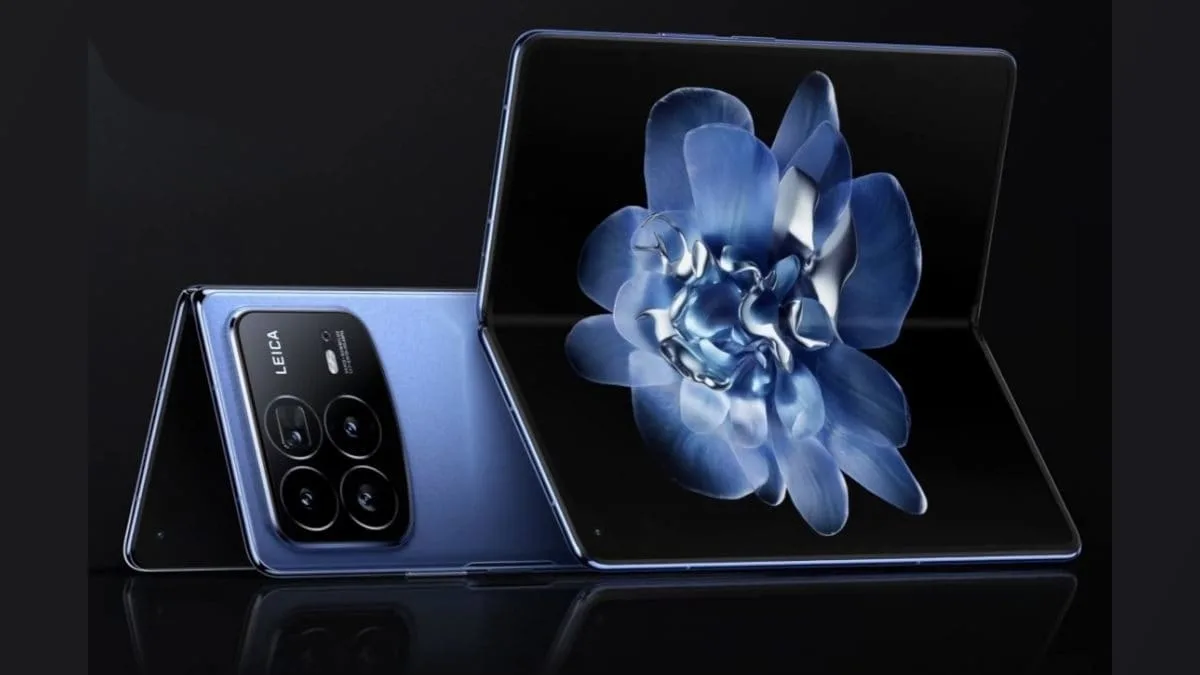 Xiaomi 18 Fold Images Leaked Ahead of Launch; Shows Wide Foldable Design in New Colour