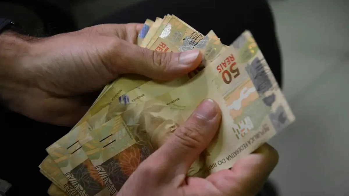 Pai de santo é condenado por cobrar R$ 700 mil para afastar espíritos malignos de mulher no interior de SP