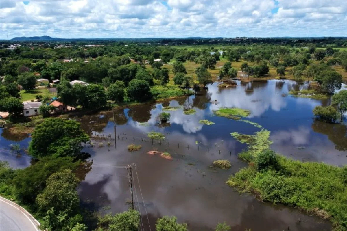 Rios sobem e ultrapassam cotas de alerta após chuvas em MS