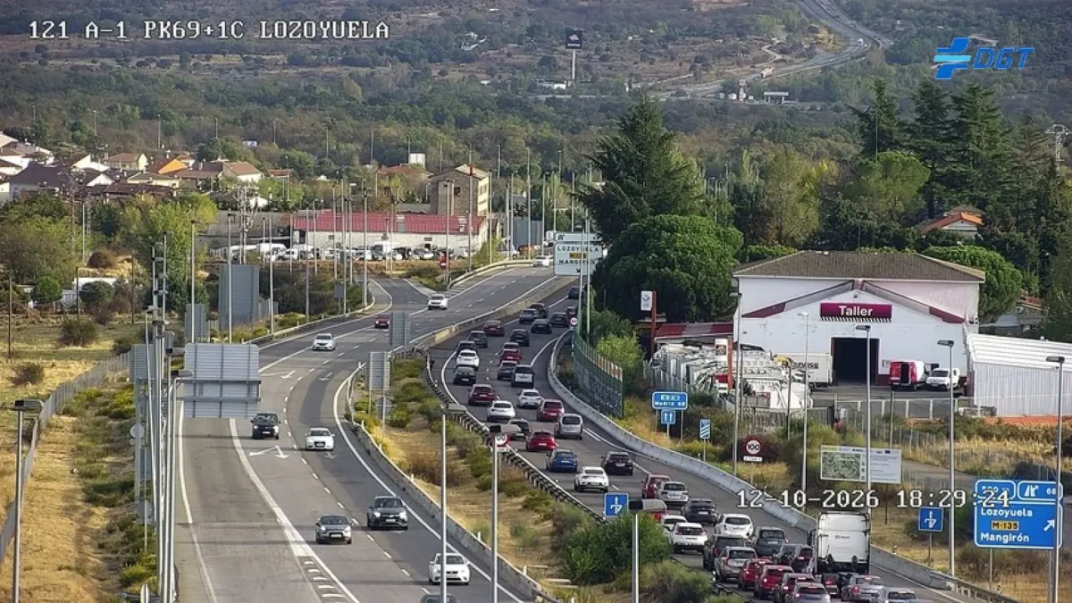 Retenciones en las principales entradas a Madrid y tráfico denso en otras comunidades en la vuelta del puente del 12-O