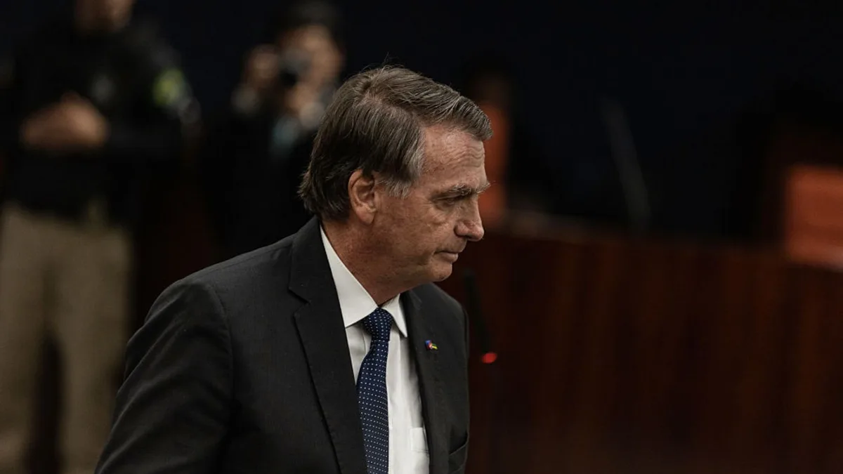 TSE rejeita multa pela divulgação de vídeo de Bolsonaro feito com IA