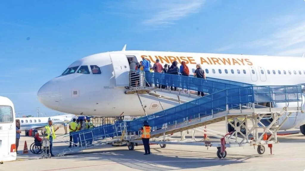 Haïti: pour les passagers, le transport aérien tourne au parcours du combattant