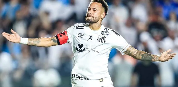 Flamengo abre dois, mas Neymar entra, brilha e garante empate ao Santos