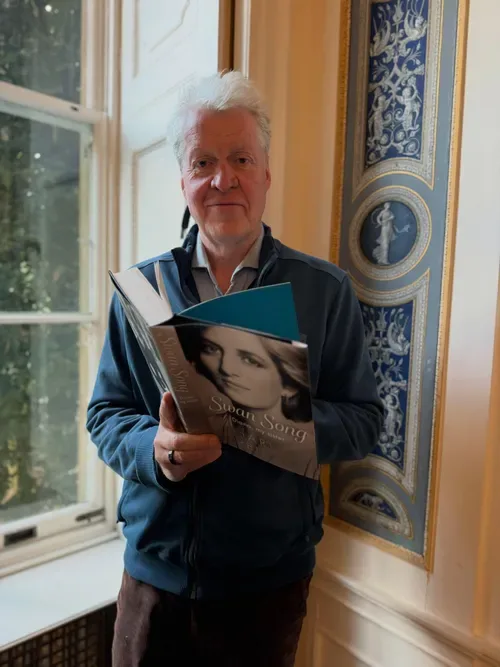 UK king braces as memoir by Diana's brother goes on sale