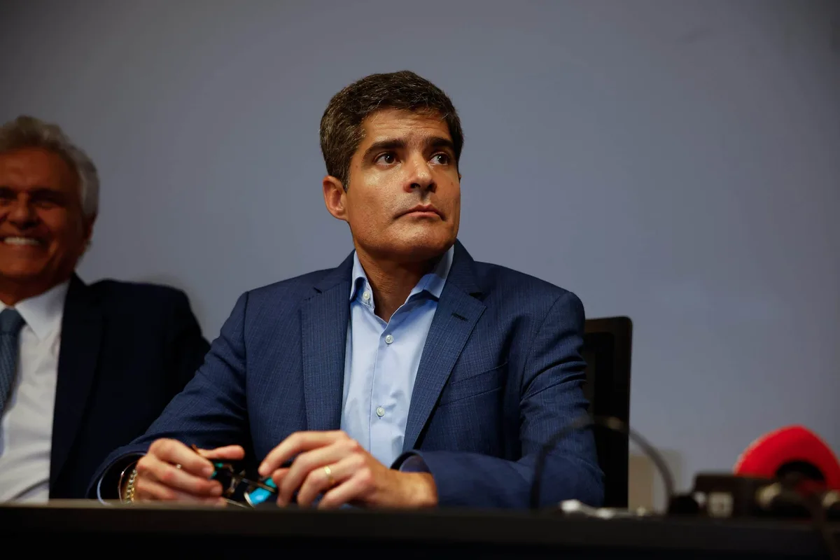 Caso Master: Mendonça revela que ACM Neto teve sigilos quebrados em investigação