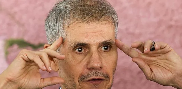 'Isso é crime', diz Sidônio sobre contratação de empresa por Flávio