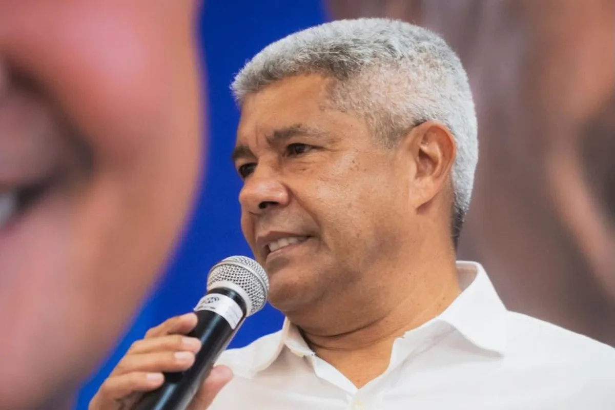 Jerônimo apresenta 13 compromissos para evangélicos em encontro nesta segunda