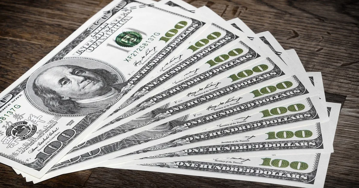 Dólar hoy y dólar blue, EN VIVO: a cuánto cotiza el oficial y cuál es el precio del paralelo este viernes 28 de agosto, minuto a minuto