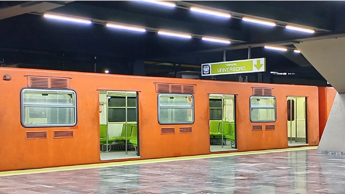 ¿Qué está pasando en el Metro y Metrobús hoy 16 de octubre?