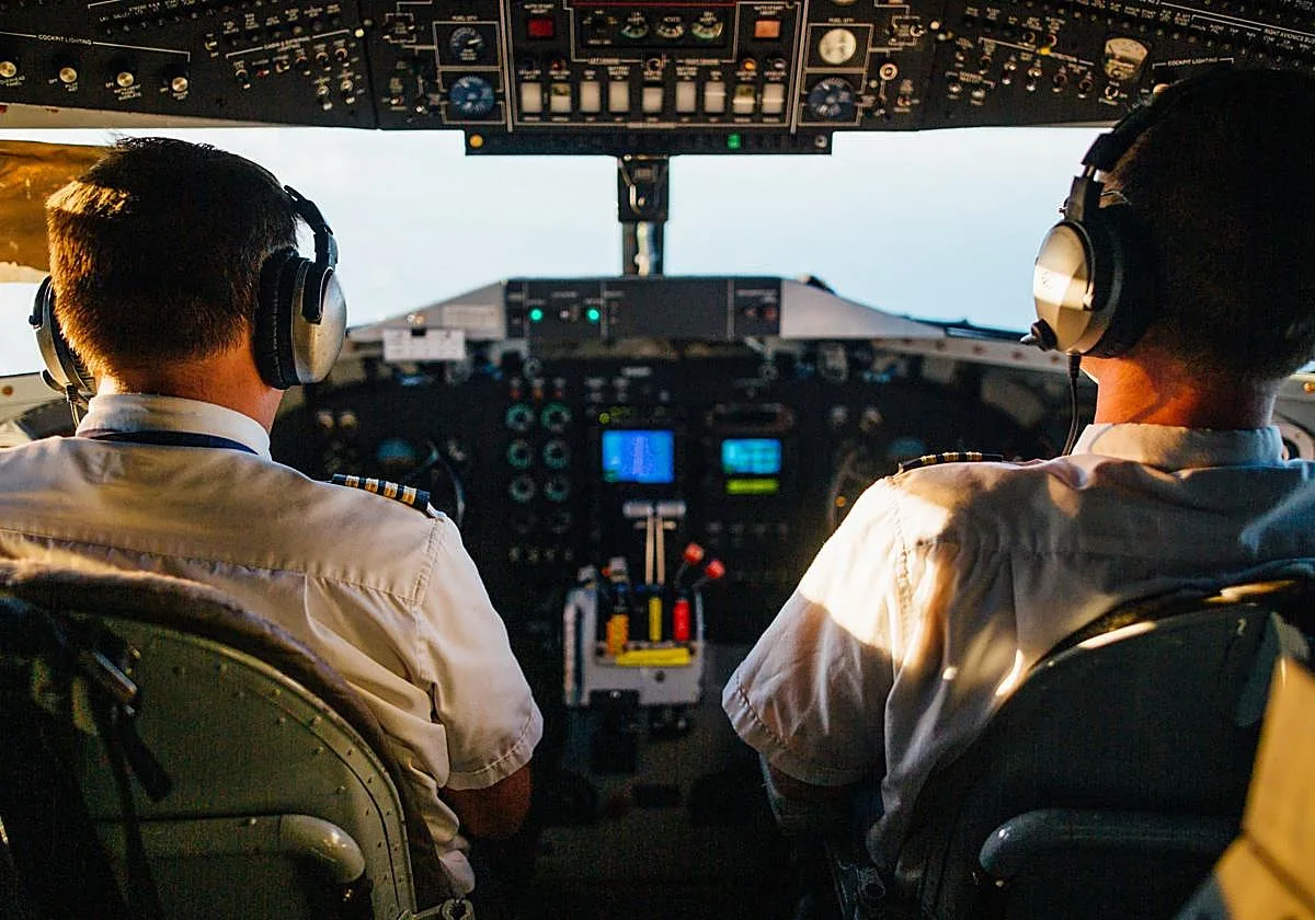 Cuánto dinero cobra un piloto de avión en España en 2026: sueldos en Ryanair, Iberia, AirEuropa y resto de aerolíneas