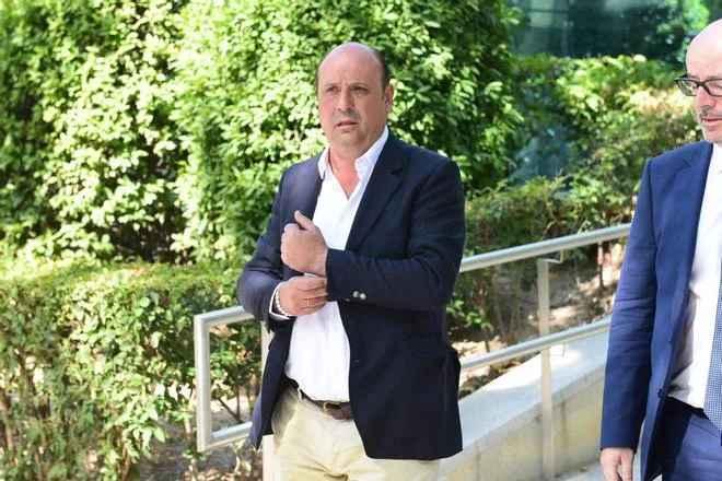 El socio de Aldama en hidrocarburos pide declarar en plena campaña electoral mientras el juez profundiza en el desvío de fondos a Portugal