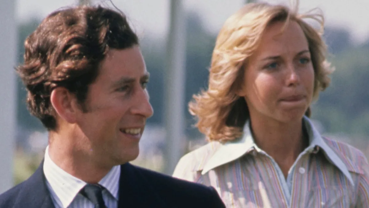 Muere a los 75 años Davina Sheffield, el amor de juventud de Carlos III y la mujer que pudo convertirse en reina
