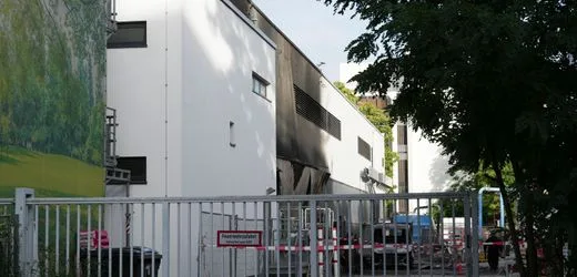Berlin: Umspannwerk durch Feuer beschädigt - Explosion in der Nacht