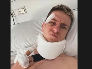 « Stayin’Alive » : Tadej Pogacar donne de ses nouvelles après sa terrible chute et son abandon sur le Tour d’Espagne