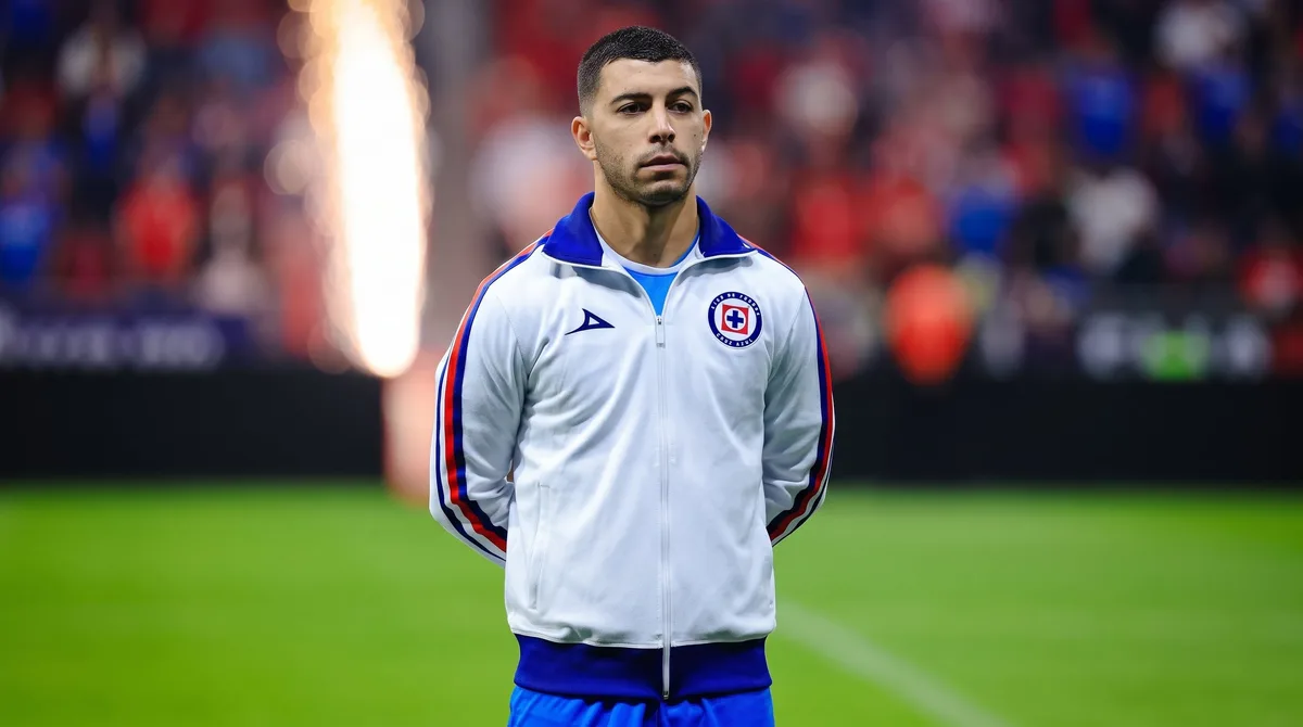 Afición de Cruz Azul explota contra los representantes de Erik Lira por la caída del fichaje al Mónaco