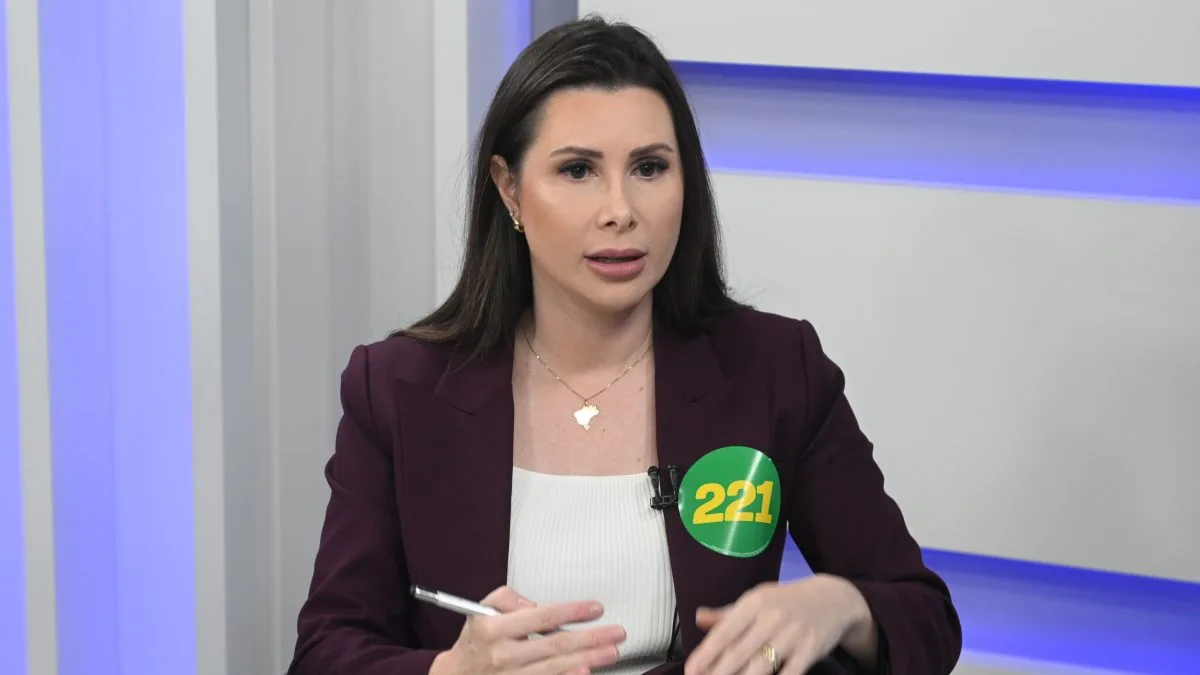 Carol de Toni defende atuação de André Mendonça e diz que vai lutar por reforma no STF: ‘Tem que ter mandato’