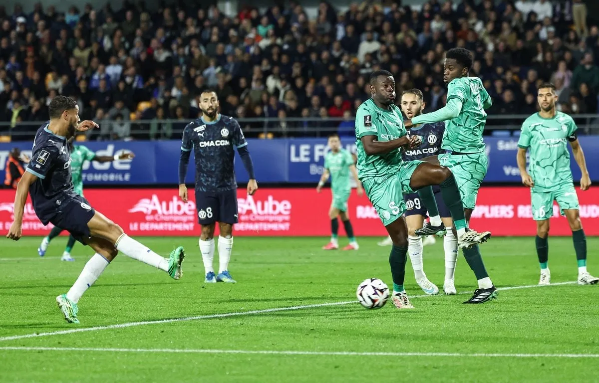 EN DIRECT Troyes - OM : Marseille toujours aussi inquiétant, dans une première mi-temps au bout de l'ennui... Suivez ce (quasi) match de la peur...