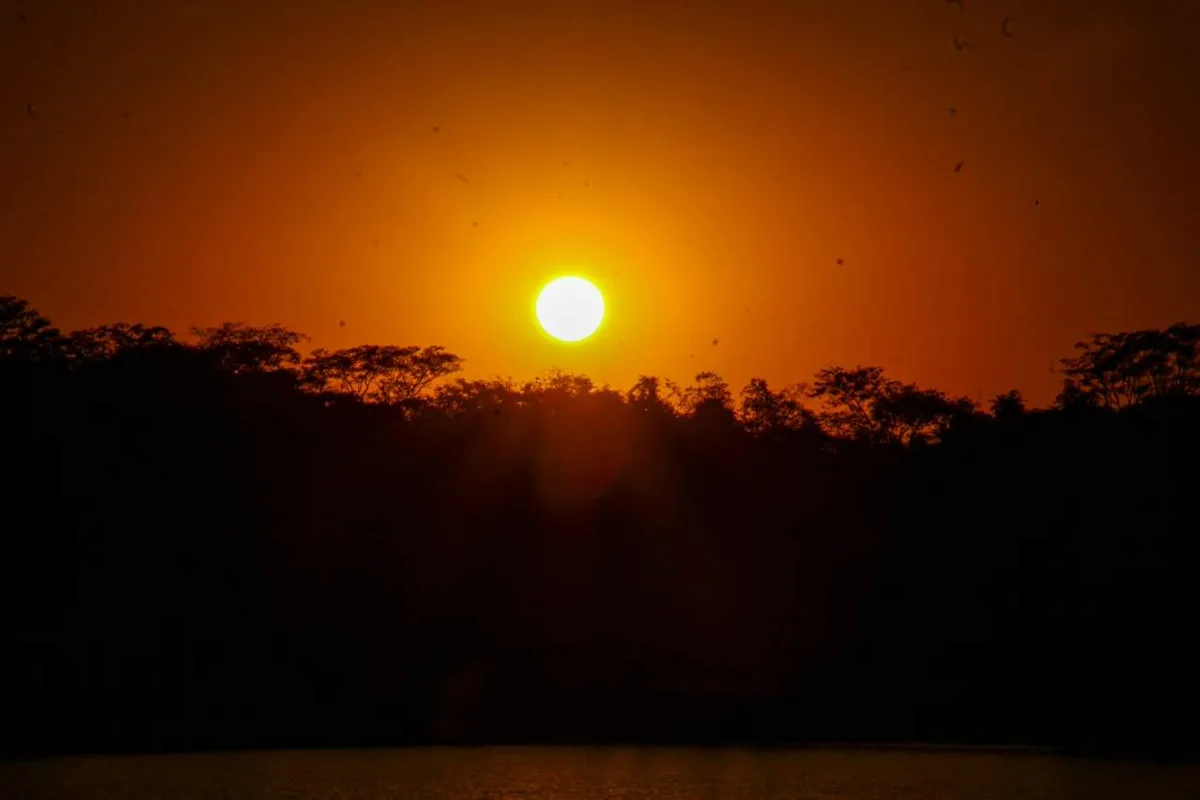 Sábado será de tempo firme, com calor de 39°C e umidade abaixo dos 30%