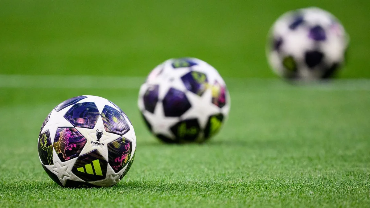 Fußball: Auslosung: Bayern-Trip an den Sehnsuchtsort - Kracher für RB