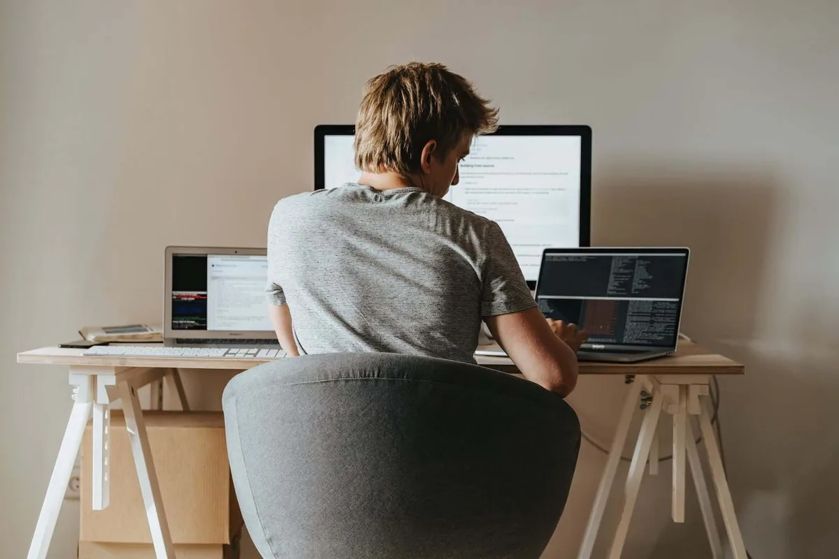 Dime quién te contrata y te diré cuánto teletrabajas
