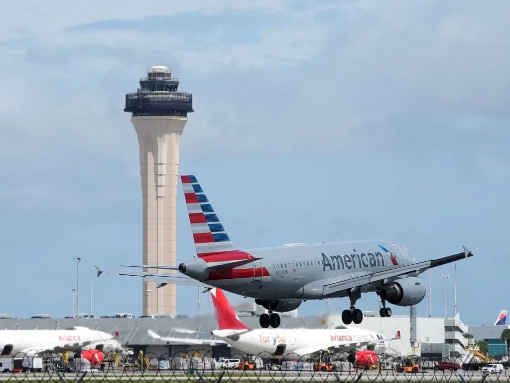 Avianca y American Airlines retoman operaciones en Maiquetía