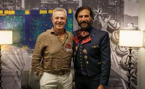 Alejandro Fernández conmovido por Javier Aguirre en Las Vegas: Jugamos y soñamos como nunca