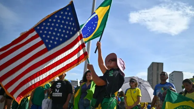 Brasil promete continuar a procurar acordo mutuamente benéfico com EUA