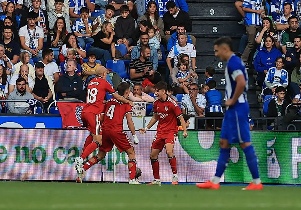 Deportivo - Sevilla FC: El nuevo Sevilla vuela y es un dolor de cabeza para los rivales (0-1)