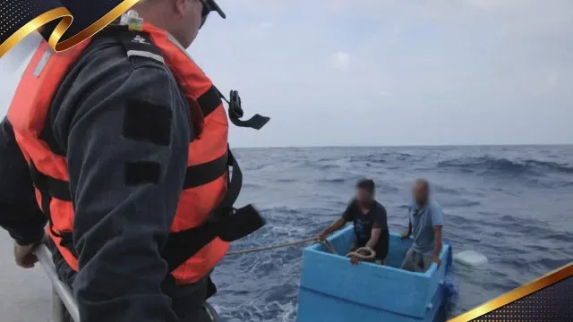Pescadores passam cinco dias à deriva no mar dentro de uma caixa térmica